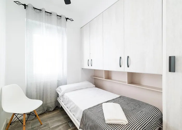 Pajaritos Suites Junto A Centro, Estacion De Tren Y Plaza De Toros